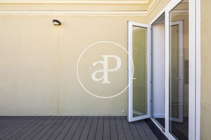 Foto f8dfd210-cd2b-4065-b4ff-bb67d19f1996. Dúplex amb calefacció a Sant Francesc Valencia