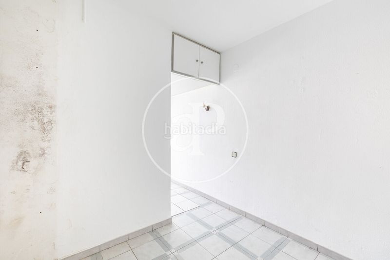 Foto f2efd213-2af4-43d6-8ad2-fc24d966d838. Pis amb calefacció a Font de la Guatlla Barcelona