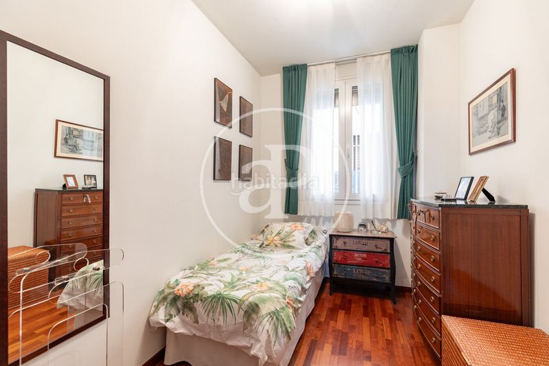Foto e5ded561-b64b-4dbe-b709-733613379625. Pis amb calefacció aparcament a Sarrià Barcelona