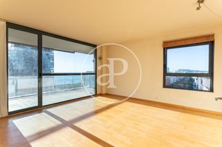 Appartamento  Pg. del taulat. Piso en venta frente al mar de barcelona