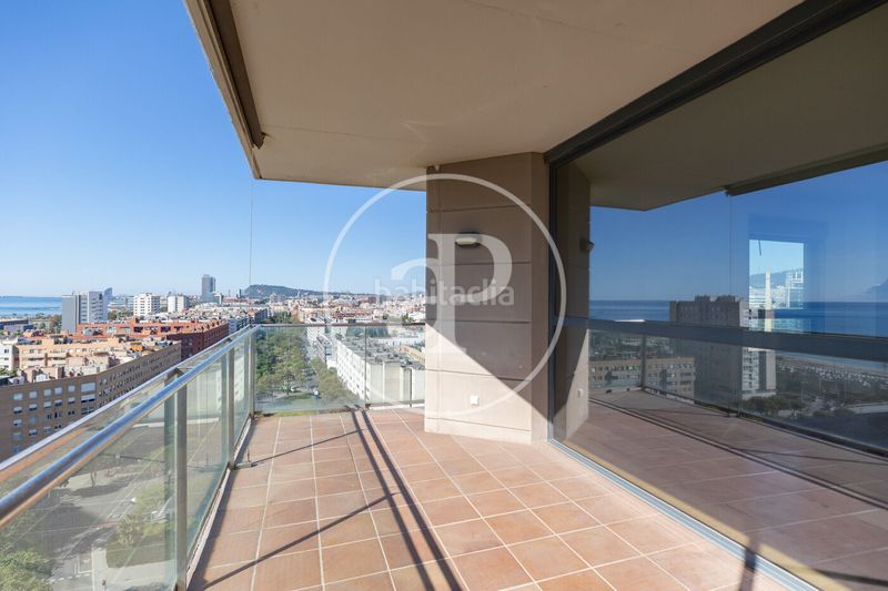 Foto d1dc1123-a573-46e3-8a5d-3f4f02276925. Pis amb calefacció aparcament piscina a Diagonal Mar i el Front Marítim del Poblenou Barcelona