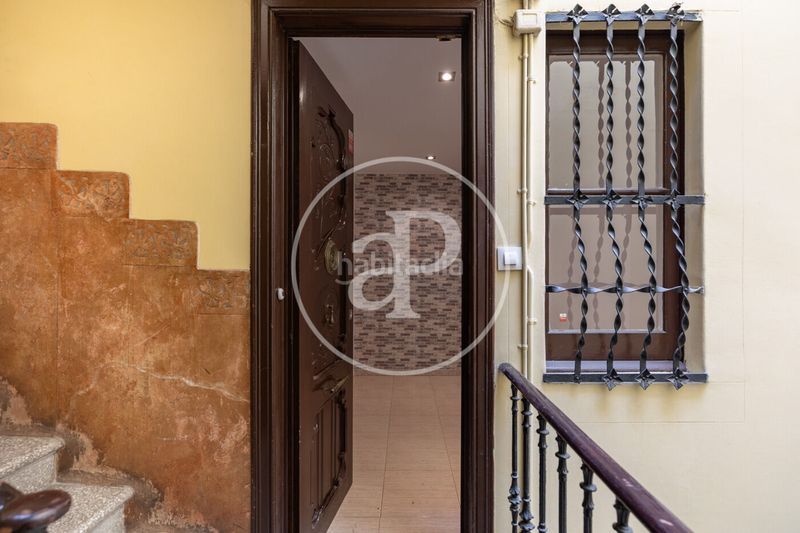 Foto 1f440a12-14d7-4658-b804-02e505b20c19. Pis amb calefacció a Vila de Gràcia Barcelona