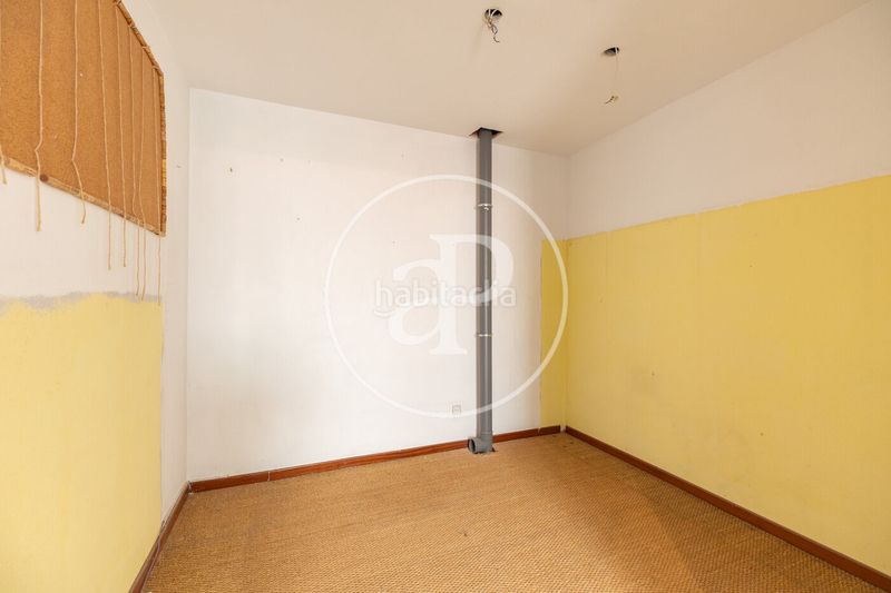 Foto be9bbd57-0ca1-44a4-9d99-85daff27ba98. Pis amb calefacció a Vila de Gràcia Barcelona