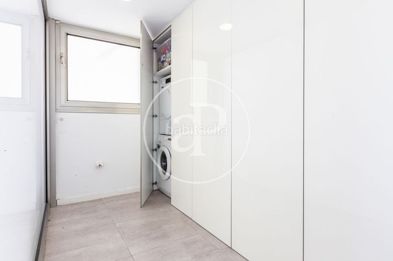 Foto 5ea32f04-2596-4076-9515-34bdea9b40cb. Àtic amb calefacció aparcament a La Creu del Grau Valencia