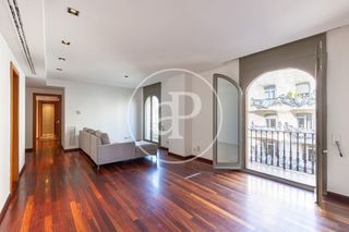 Location Appartement  Carrer de provença. Piso en alquiler delante de la pedrera