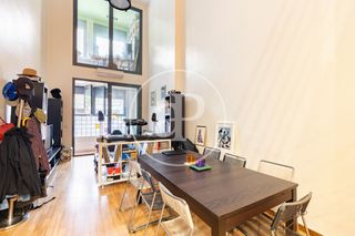 Pis  C. de castelao. Dúplex en venta en el carrer castelao, hospitalet de llobregat
