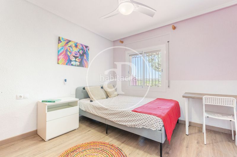 Foto d1062375-4154-4bd0-81cb-ec571a9e8901. Casa amb calefacció aparcament piscina a Las Pedrizas Chiva