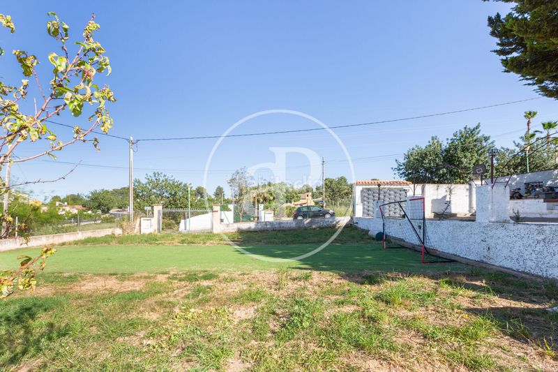 Foto df2b1e09-67f7-49ef-926f-9642d8af7752. Casa amb calefacció aparcament piscina a Las Pedrizas Chiva