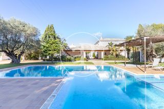 Casa in Los Pinares-La Masia. Finca con vivienda principal y casa de invitados en bétera
