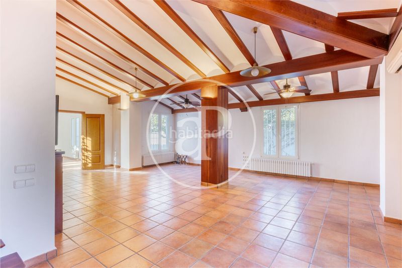 Foto ec5a95d9-de73-44e1-8860-4bd8d2667d63. Casa amb calefacció aparcament piscina a Los Pinares-La Masia Bétera