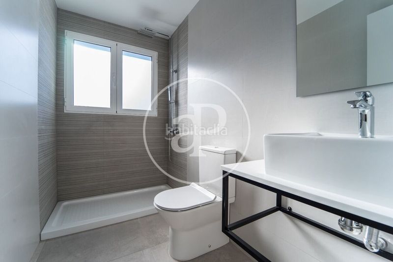 Foto d250c5d8-3ab0-4764-9ed8-0576ffb271d4. Piso edificio en venta en Picassent