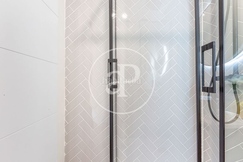 Foto 52a66aea-79af-4e84-81f9-9373c137a1c9. Pis amb calefacció a Mont Olivet Valencia