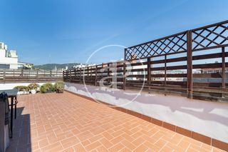 Pis  Carrer de balmes. Ático en venta en calle balmes