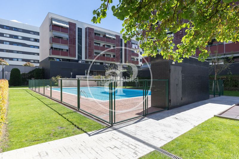 Foto edb084b0-eda4-4671-9de8-7ab65e88ccb0. Pis amb calefacció aparcament piscina a Mas Lluí - Els Miralls Sant Just Desvern