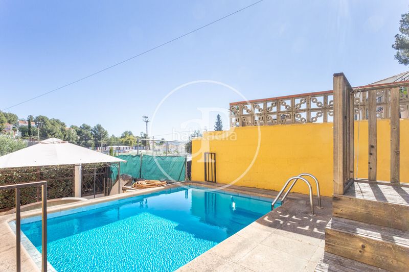 Foto 48aa4878-79f1-4594-9542-dc0085eb5901. Casa amb calefacció aparcament piscina a Catadau