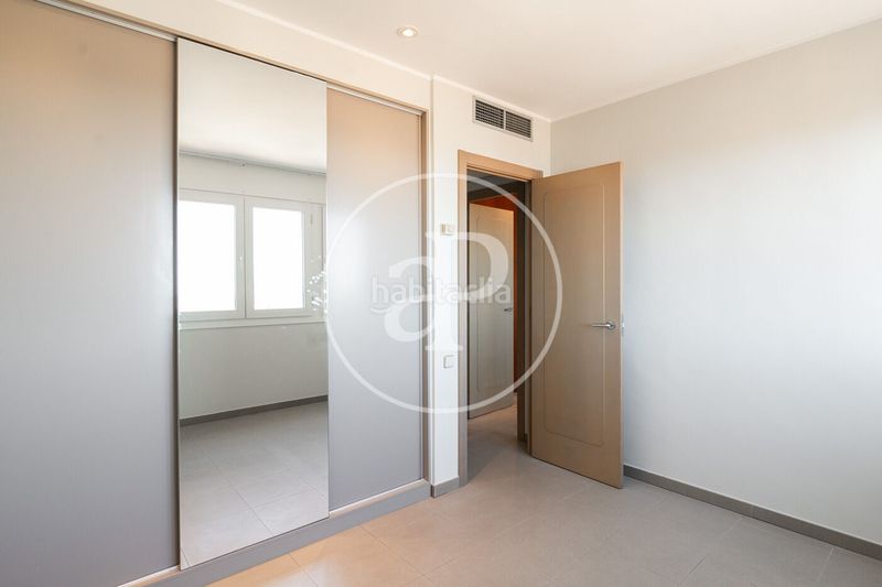 Foto 57fa3d8a-05d2-44fb-a6ce-aca5da384a67. Casa amb calefacció aparcament a Vallcarca - Penitents Barcelona