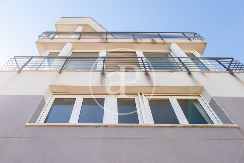 Foto 59d3feed-13a5-478c-8187-b460d745c1ab. Casa amb calefacció aparcament a Vallcarca - Penitents Barcelona