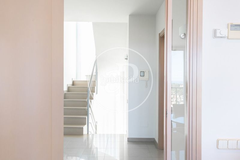 Foto cca707c6-b3d6-477e-afaa-723c9765c5b1. Casa amb calefacció aparcament a Vallcarca - Penitents Barcelona