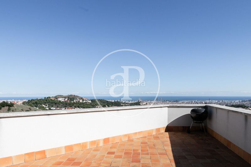 Foto d8e187b9-e1f0-4f90-91f1-f8d216dddd1e. Casa amb calefacció aparcament a Vallcarca - Penitents Barcelona