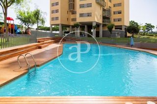 Rent Flat  Av. del mestre rodrigo. Piso en alquiler en sant pau