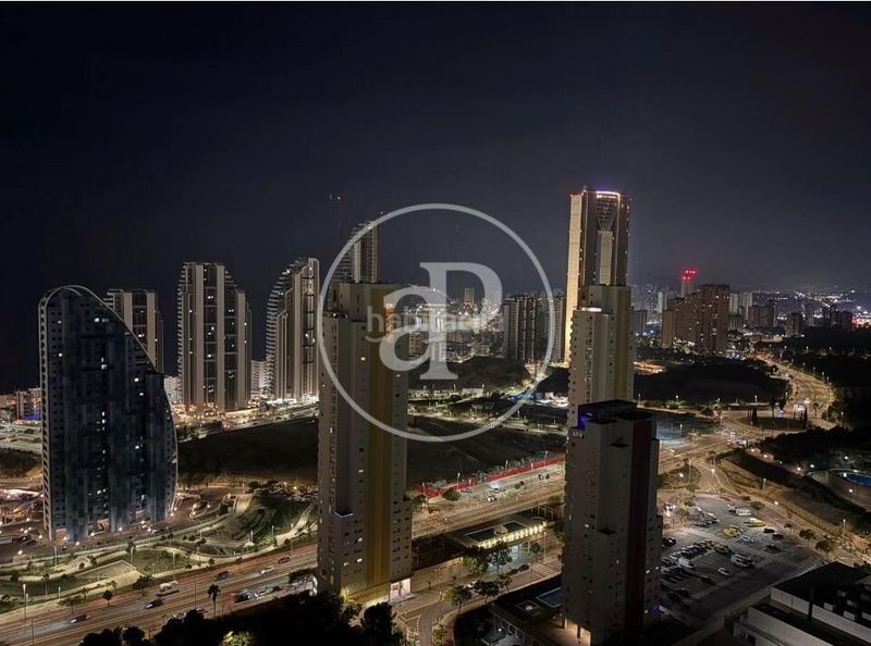 Foto 5ae3fa1a-fd54-414d-92d2-a7431194b9f4. Rent flat with heating parking pool in Via Parque Benidorm