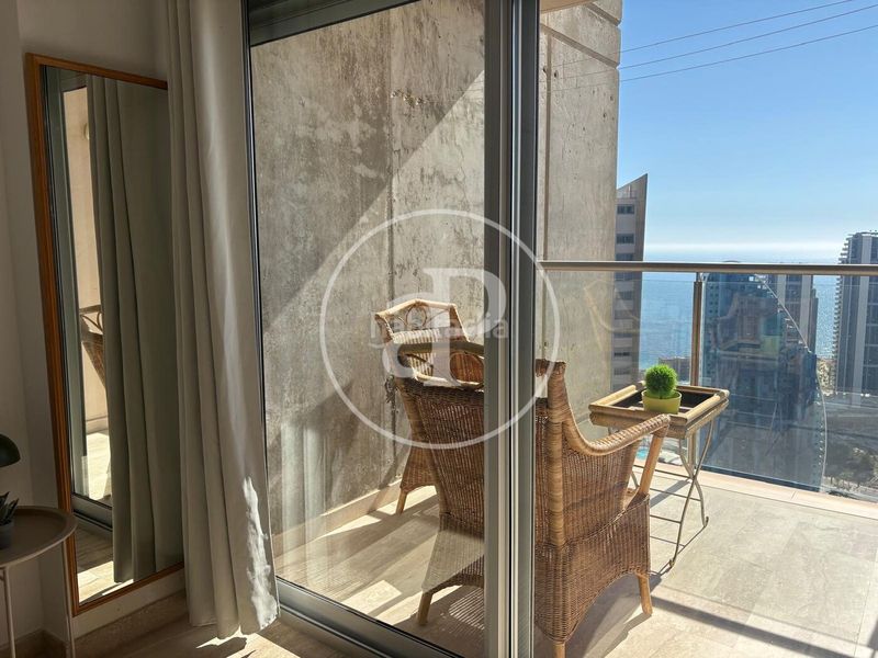Foto 82e9d209-d962-4589-8f8c-69a540cc8ce6. Rent flat with heating parking pool in Via Parque Benidorm