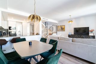 Rent Penthouse in Dreta de l´Eixample. Dúplex en alquiler al lado de passeig sant joan