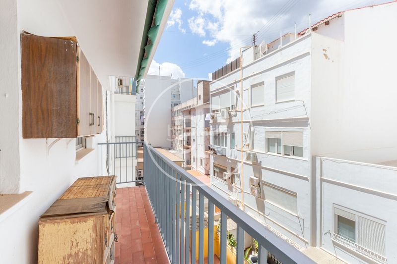 Foto 1ce2a634-c86b-4df2-a347-0653b6b55d29. Pis amb calefacció a Mestalla Valencia