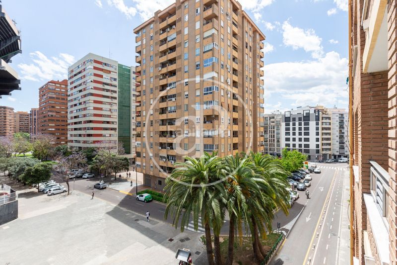 Foto 885058d5-3a8f-4f77-99a3-ef335440c1da. Pis amb calefacció a Mestalla Valencia