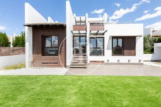 Maison à El Bosque. Chalet independiente en venta en el bosque