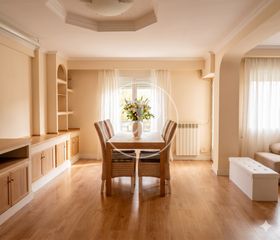 Flat in Malilla. Piso en venta en malilla