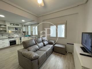 Rent Flat  Carrer del pintor navarro llorens. Piso en alquiler en arrancapins