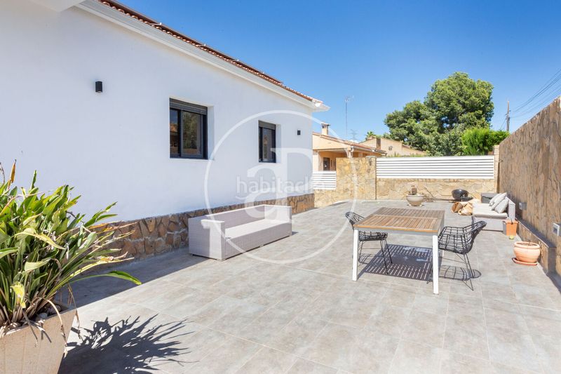 Foto 1447b08d-93d9-4e7d-be15-317bca0a17ca. Casa chalet independiente en venta en la eliana en Eliana (l´)