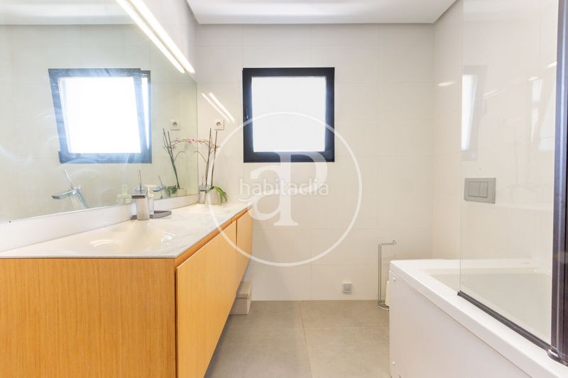 Foto 2dfa078d-c6e7-4ae3-b07a-0d84192849aa. Casa chalet independiente en venta en la eliana en Eliana (l´)