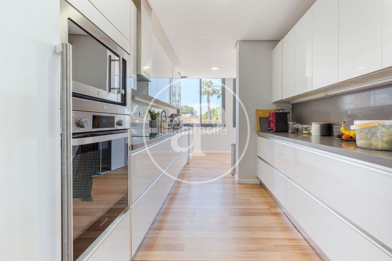 Foto 59523574-6eb2-4880-bb99-440aa303ff03. Casa chalet independiente en venta en la eliana en Eliana (l´)