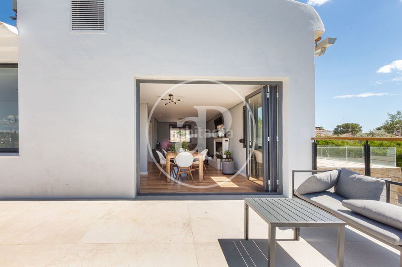 Foto db14fcd3-321a-4810-a238-fc4bb799e922. Casa chalet independiente en venta en la eliana en Eliana (l´)