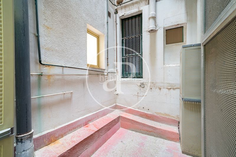 Foto f0cfd21f-2b55-4a61-90dd-73fe5f809325. Pis amb calefacció a L´Antiga Esquerra de l´Eixample Barcelona