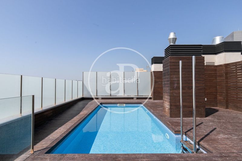 Foto a7db0839-5d6a-4482-8a96-cf6199fdf26c. Pis amb calefacció aparcament piscina a Barri de les Corts Barcelona