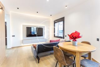Pis a Roses-Castellbell. Piso en venta en sant feliu de llobregat