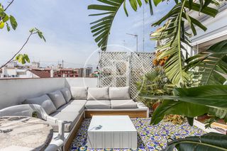 Rent Penthouse  C/ de francisco moreno usedo. Ático en alquiler en nou moles