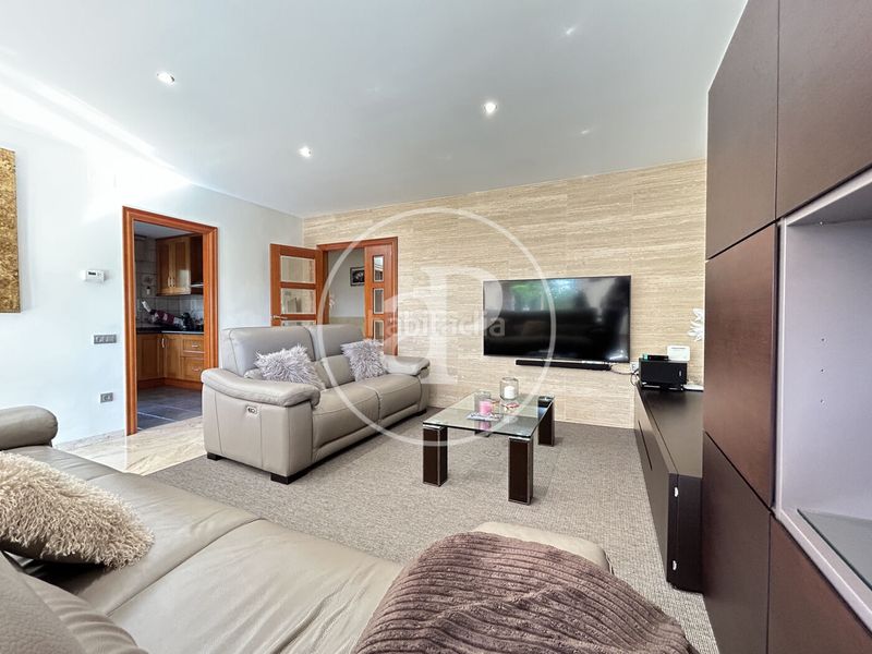 Foto 45470098-e1e9-420e-8e10-b0ace6878b81. Casa  en venta en Matadepera