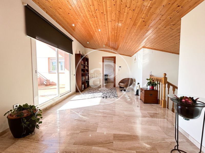 Foto b0957cfc-a09b-4b89-a260-4d017ca0d3fb. Casa  en venta en Matadepera