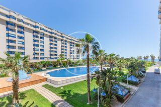 Flat  Av. mare nostrum. Piso en venta en la patacona
