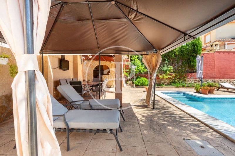 Foto 130aa737-bfe8-43c4-bd83-90c5fb26972d. Casa chalet independiente en venta en La Loma-Las Lomas Náquera