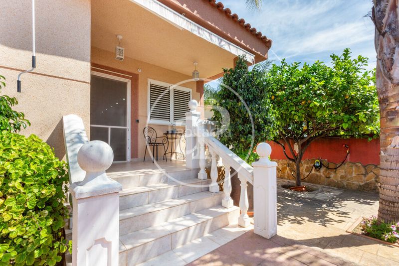 Foto 6023f264-e172-4d7f-b6b6-b8e8f7152b7b. Casa chalet independiente en venta en La Loma-Las Lomas Náquera