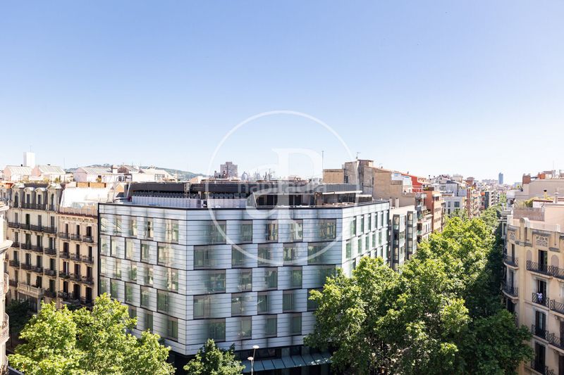 Foto ff1ad041-3896-4557-8dcb-e97d6af37c81. Àtic amb calefacció a Dreta de l´Eixample Barcelona
