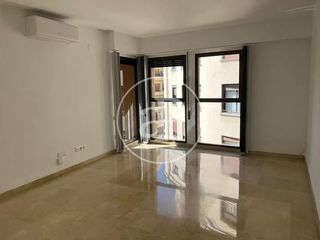 Lloguer Àtic  Carrer del gravador esteve. Ático dúplex en alquiler en pla del remei
