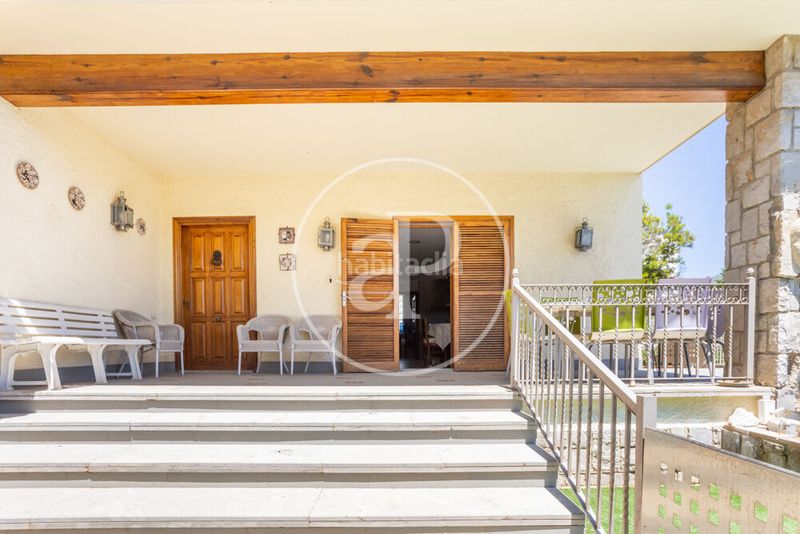 Foto c9d33839-e47c-41e2-8aa2-d73b41927007. Casa amb calefacció aparcament piscina a Casas Verdes Paterna