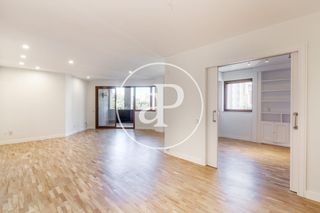 Miete Etagenwohnung  Gran via del marqués del túria. Piso en alquiler en gran vía marqués del turia