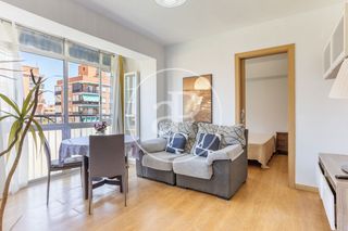 Location Appartement  Avinguda del doctor waksman. Piso en alquiler en en corts
